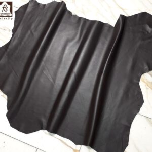 1x Lederhaut (YH-1072), moccabraun 0,6mm, nappa