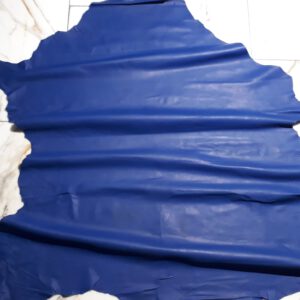 1x Lederhaut (ZO-1210), royalblau 0,6mm, nappa