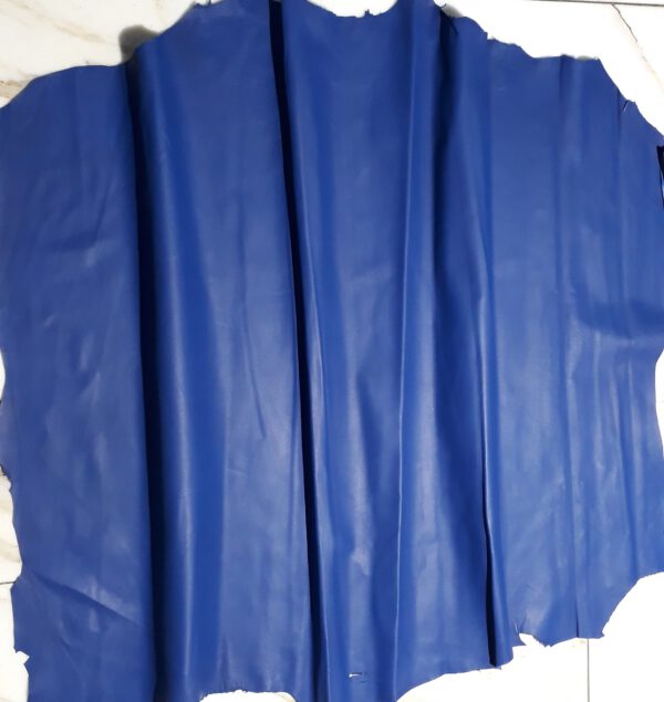 1x Lederhaut (ZO-1211), royalblau 0,6mm, nappa – Bild 2