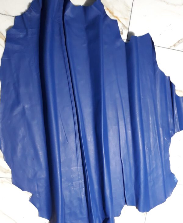 1x Lederhaut (ZO-1212), royalblau 0,6mm, nappa – Bild 2