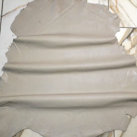 1x Lederhaut (XO-1224), sandfarben 0,8mm, nappa
