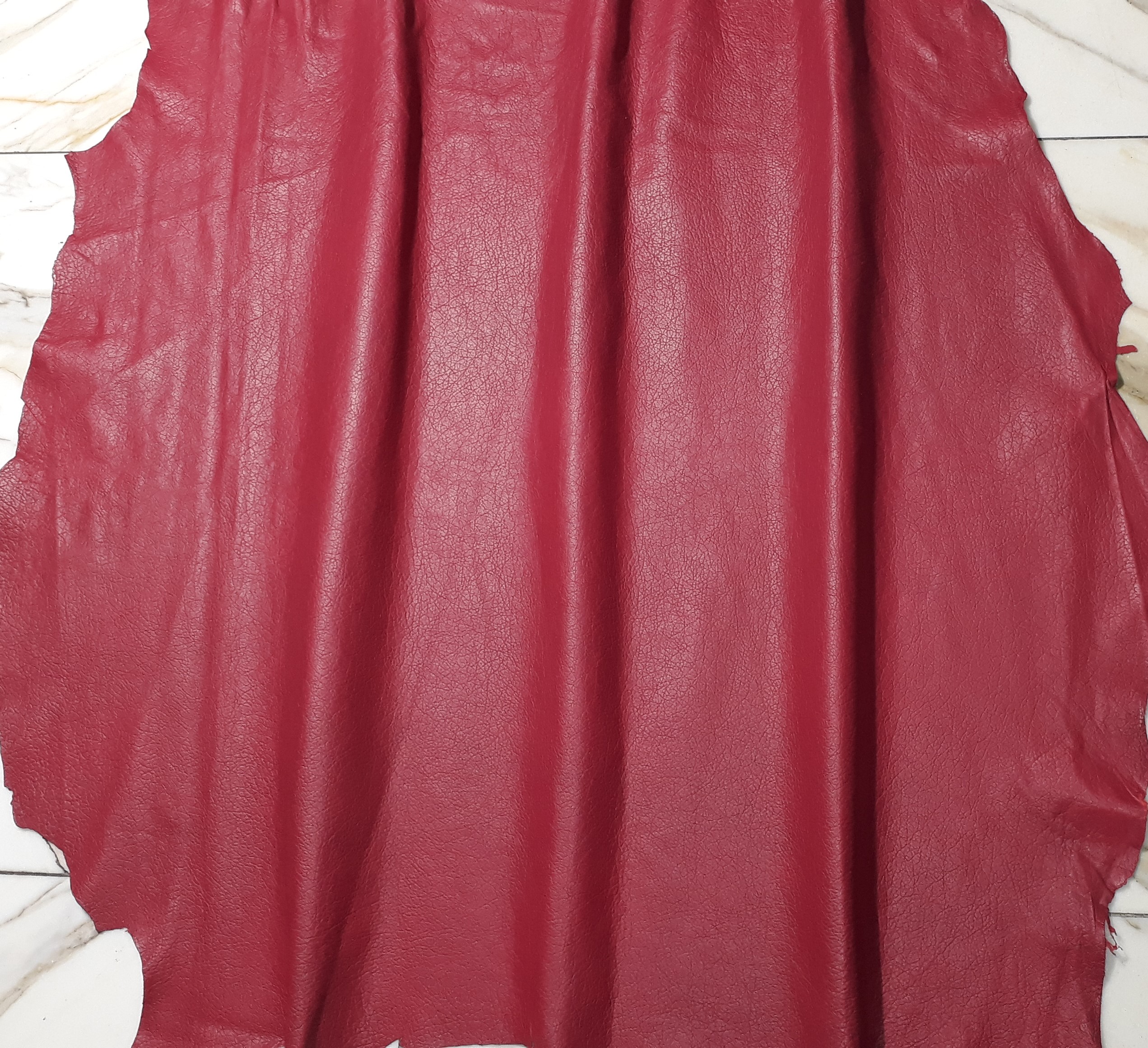 1x Lederhaut (DO-1246), himbeerrot 0,8mm, nappa