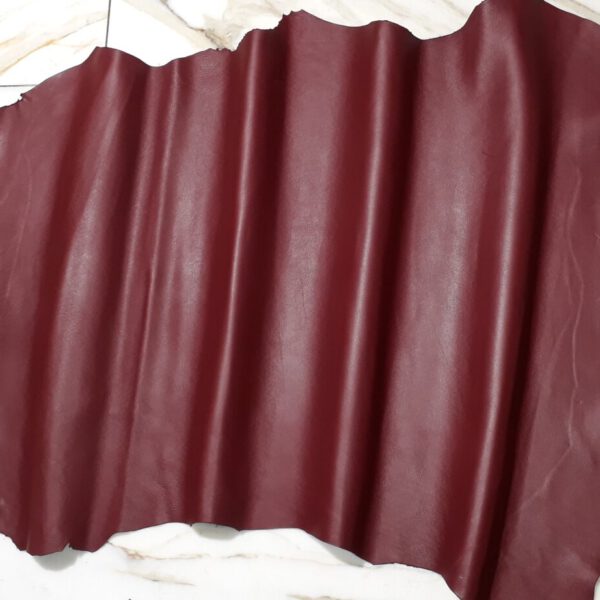 1x Lederhaut (SB-1283), bordeauxrot 0,6mm, nappa