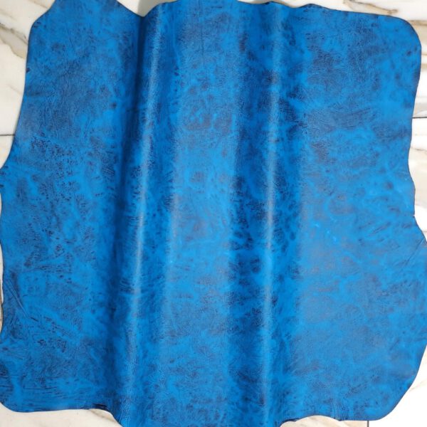 1x Lederhaut (SC-1444), seeblau, 0,8mm, handbemalt