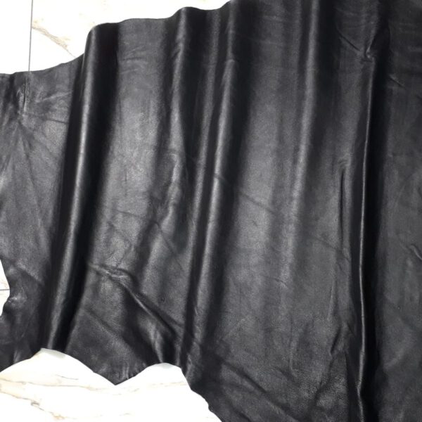 1x Lederhaut (LO-1472), anthrazitschwarz, 0,7mm, nappa