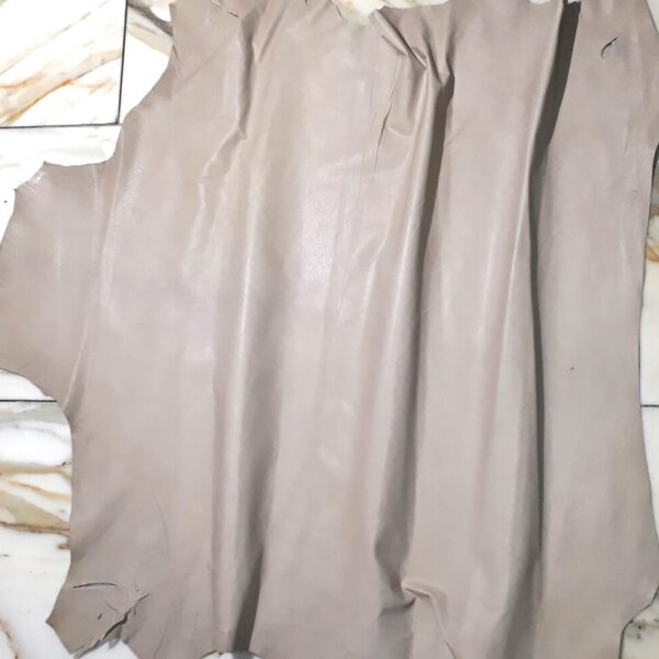 1x Lederhaut (LO-1527), sandfarben, 0,3mm, nappa