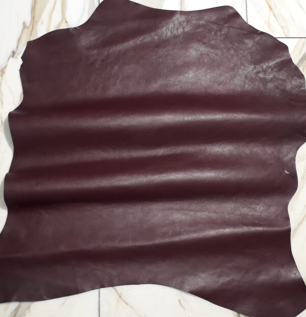 1x Lederhaut (LT-1594), auberginefarben, 0,7mm, nappa