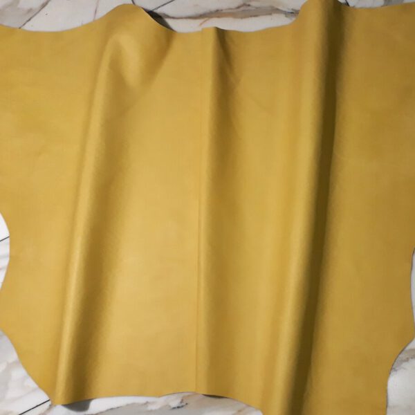 1x Lederhaut (SE-1651), dottergelb, 0,6mm, nappa