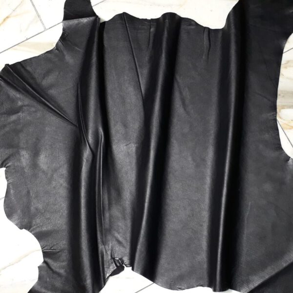 1x Lederhaut (SE-1653), anthrazitschwarz, 0,6mm, nappa