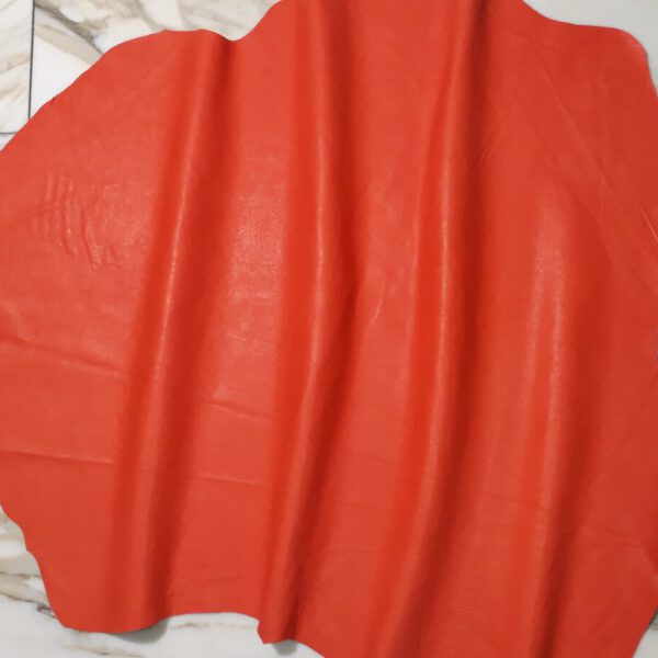 1x Lederhaut (GO-1690), orangefarben, 0,6mm, nappa