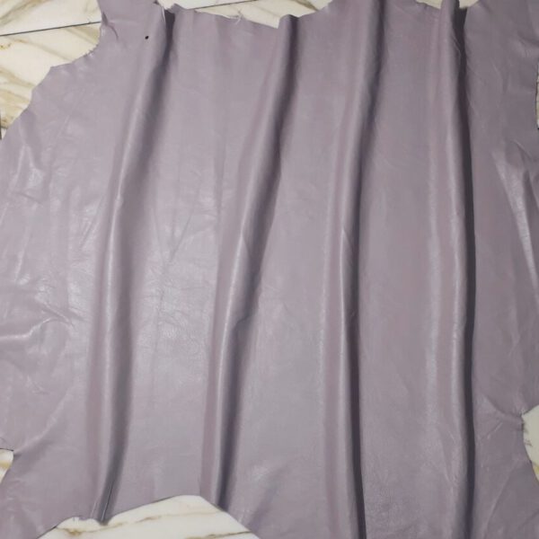 1x Lederhaut (GO-1692), fliederfarben, 0,6mm, nappa