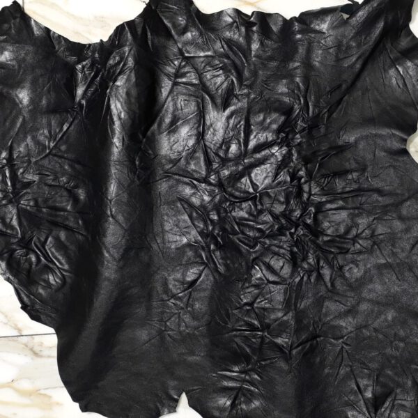 1x Lederhaut (RO-1827), schwarz, 1,0mm, nappa geprägt