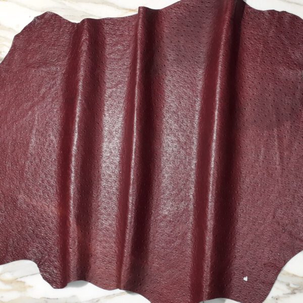1x Lederhaut (XH-1853), weinrot, 0,6mm, nappa geprägt