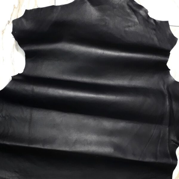 1x Lederhaut (SC-1876), anthrazitschwarz, 0,8mm, nappa