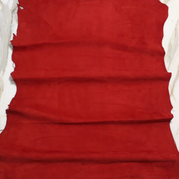 1x Lederhaut (XN-1895), rubinrot, 0,6mm, velours