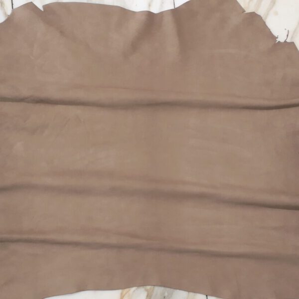 1x Lederhaut (XN-1897), sandfarben, 0,6mm, velours